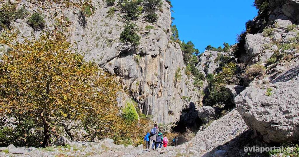 Φαράγγι Αγάλης Πεζοπορία